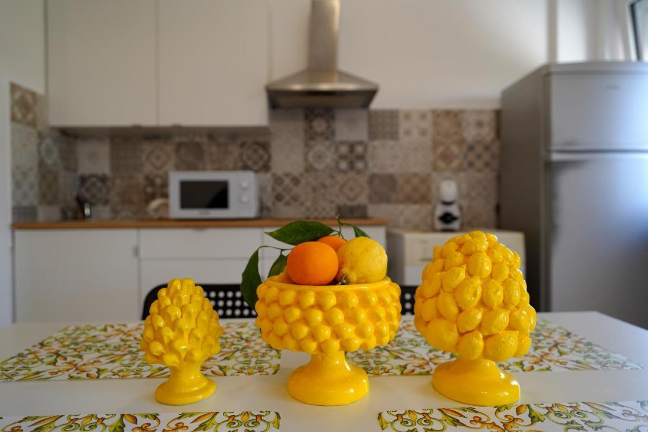 Piazza Lauro Suites Sorrento Bagian luar foto